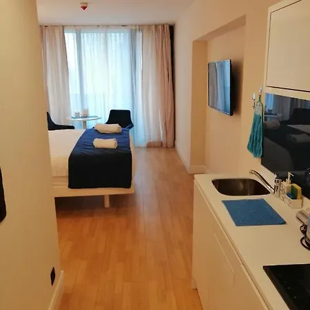 Subtropik Apartments In Батуми Экстерьер фото